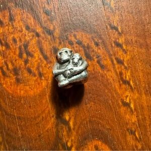 Pandora Monkey Mom and Baby Charm